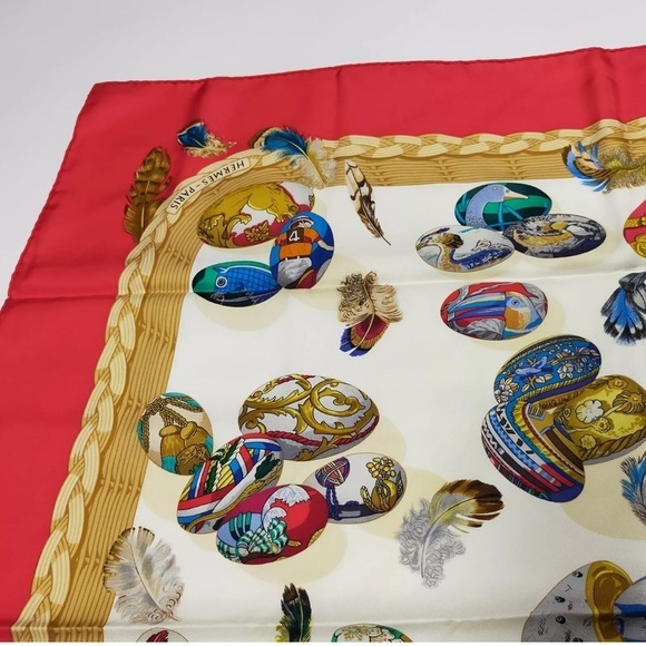 Hermes scarf Carre 90 Reds Silk100% 35X35 - Picture 6 of 9